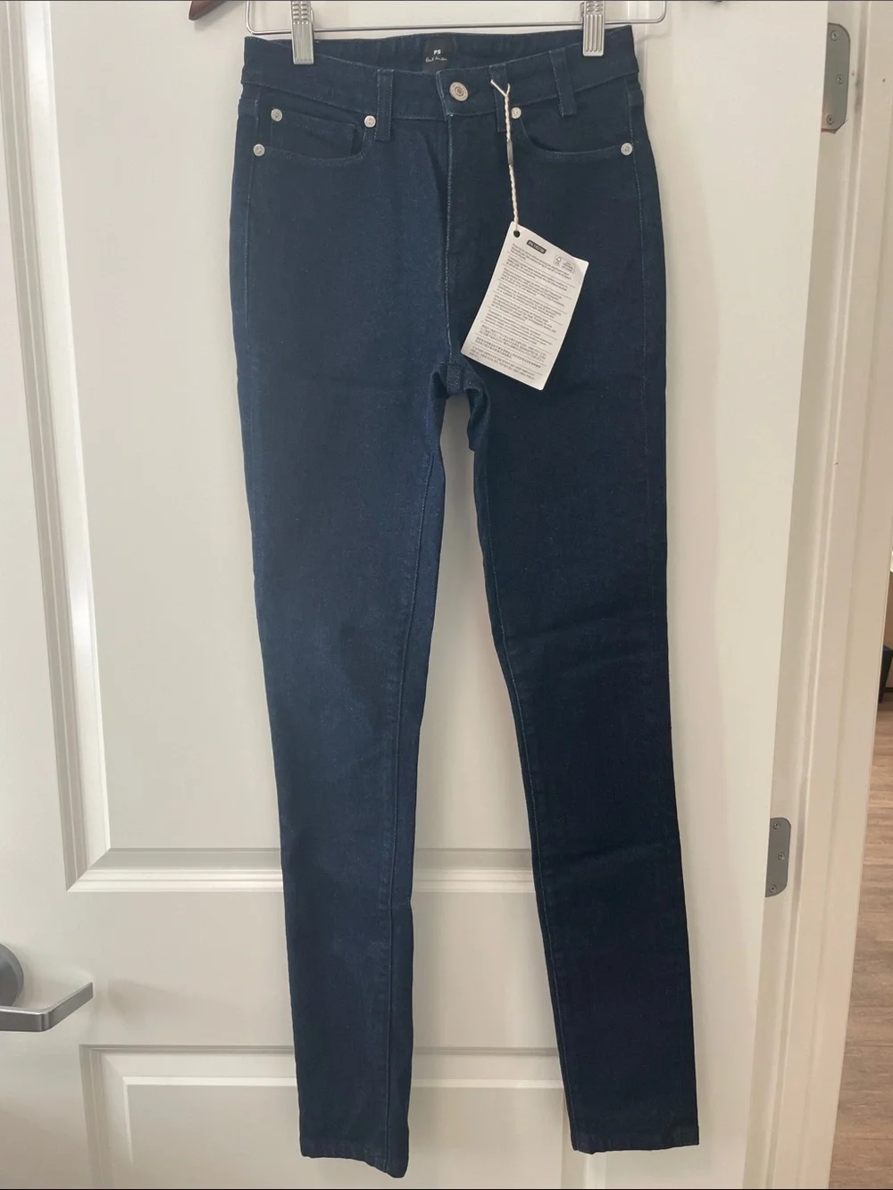 Paul Smith dark wash skinny jeans size 25. New made in Italy
